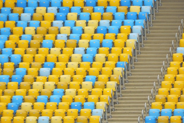 勇士仍需谨 勇士仍需谨